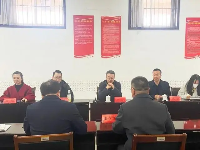 中國文物交流中心主任譚平帶領調研組一行6人調研青州市博物館
