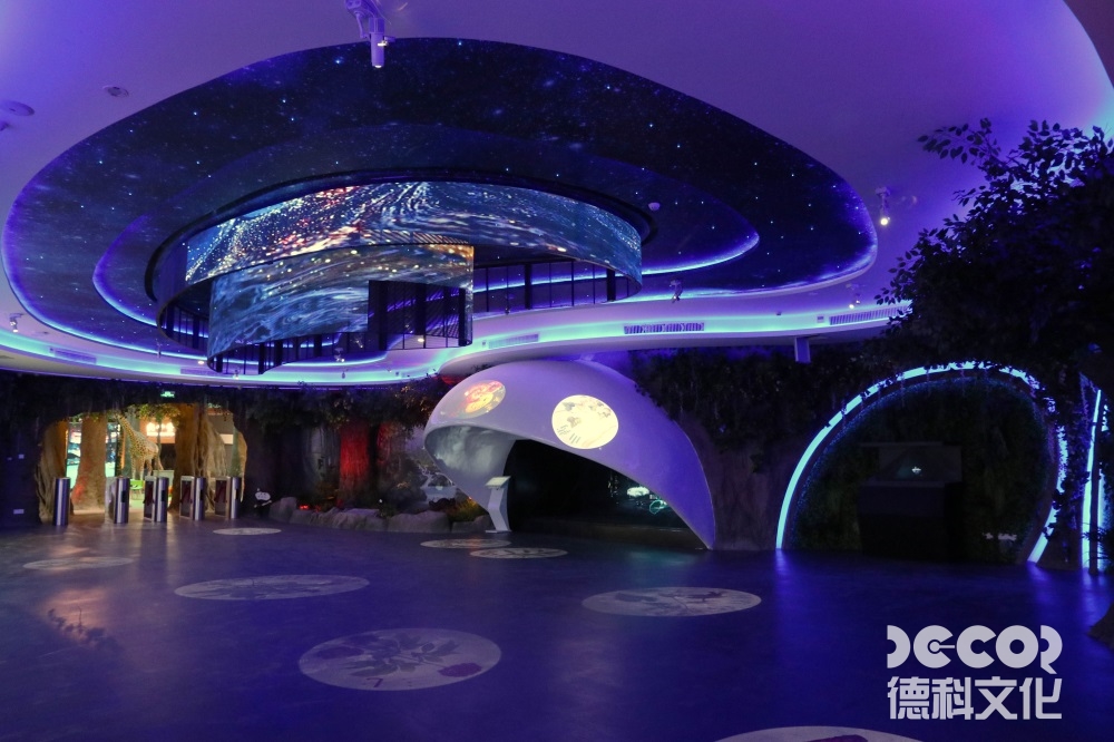 如何利用園藝展館設計來展示植物的適應性和生態(tài)適應能力