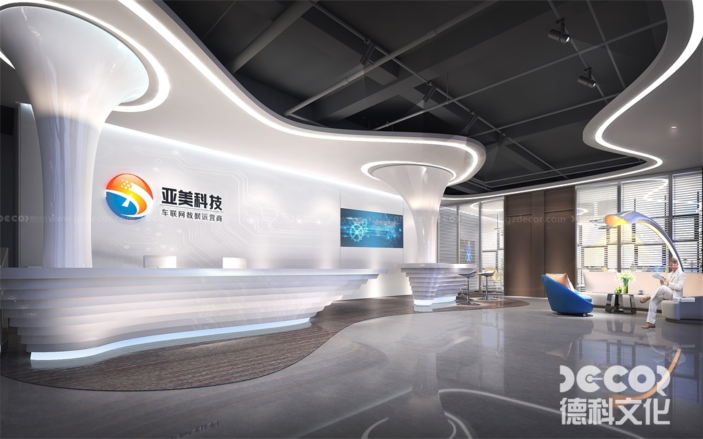 在汽車展廳裝修中，如何合理利用空間以展示更多車輛？